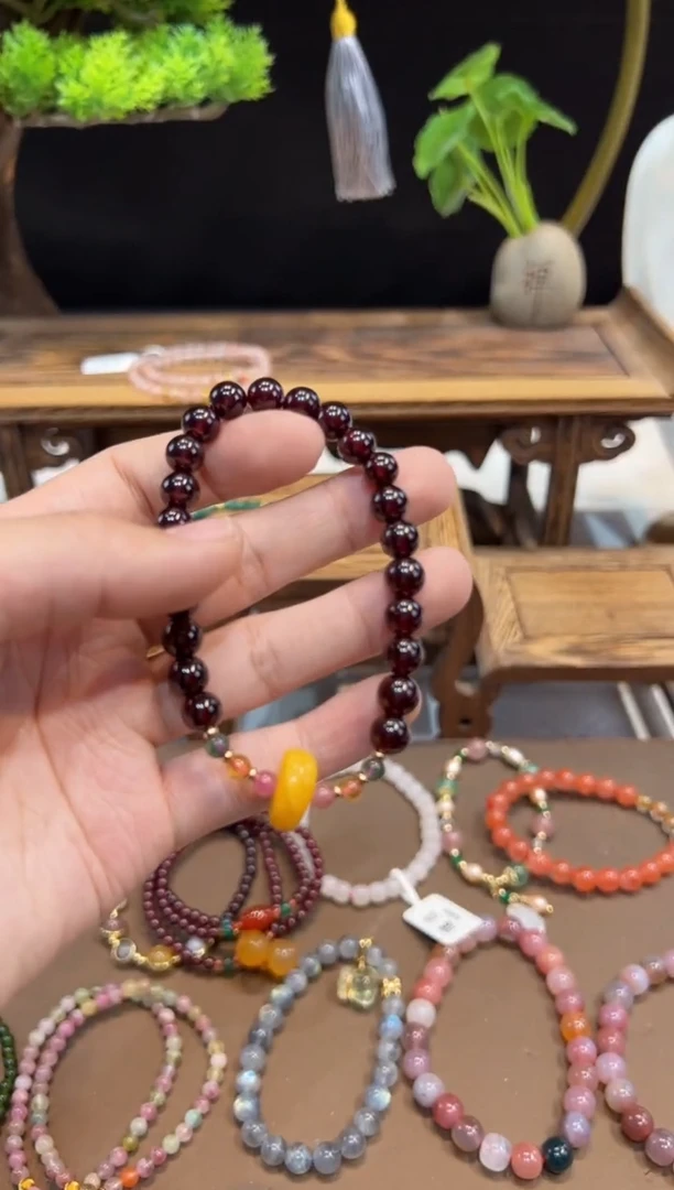 【闪购商品】石榴石手串未镶嵌手饰@@