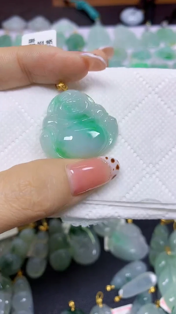 颈饰未镶嵌翡翠天然翡翠A货