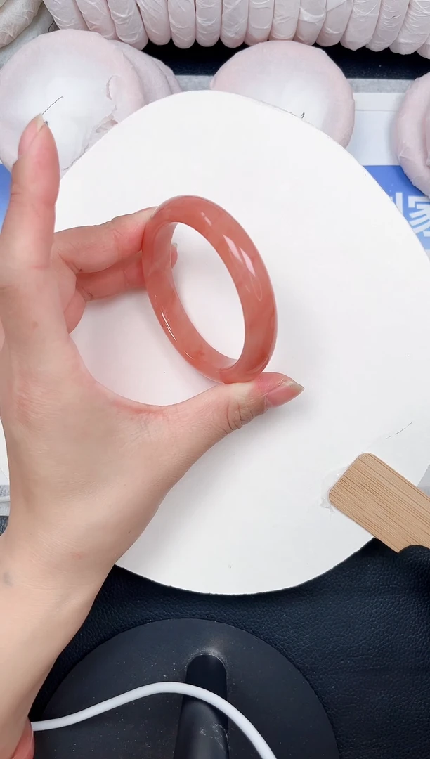 未镶嵌手镯石英质玉75-58