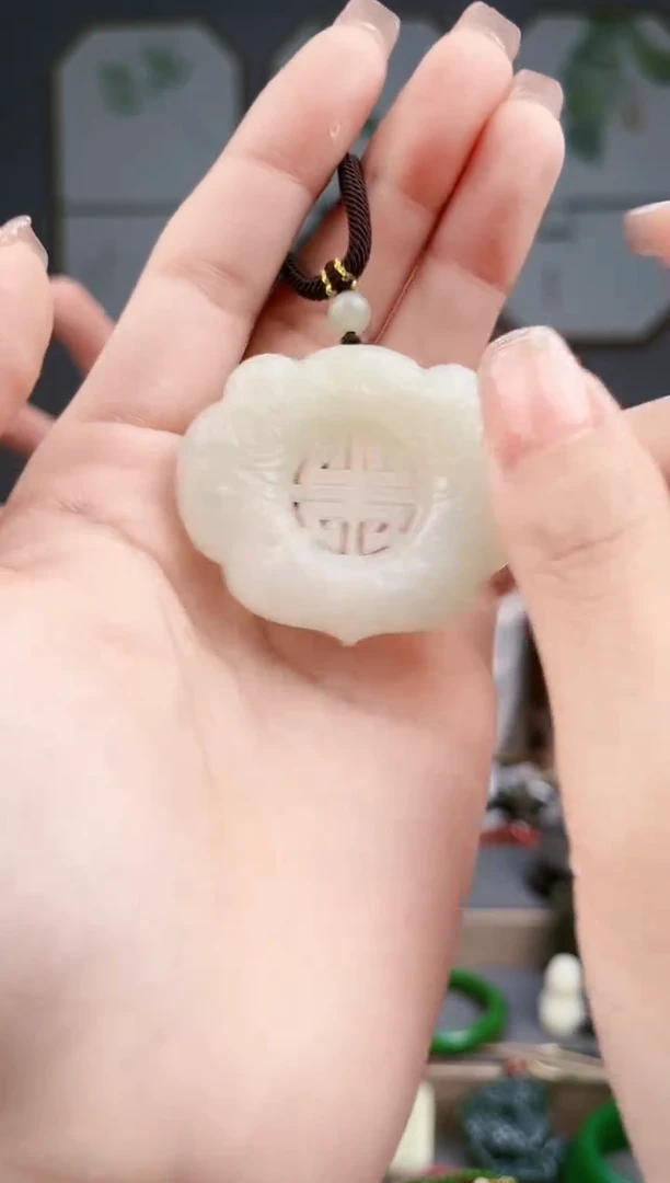 【闪购商品】和田玉颈饰未镶嵌多样性发货