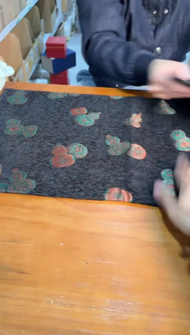 瓷片        @@HWL0198