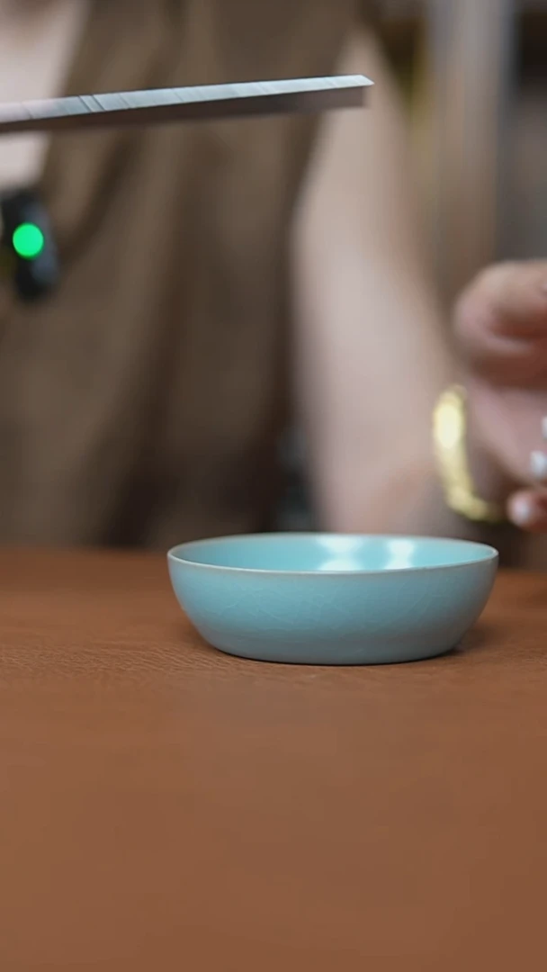 瓷片仿古天青小普洱瑕