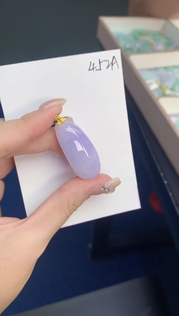 颈饰18K金镶嵌翡翠天然缅甸a货翡翠