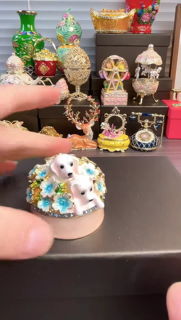 摆件七宝烧珐琅彩摆件首饰盒    樱花小狗盒