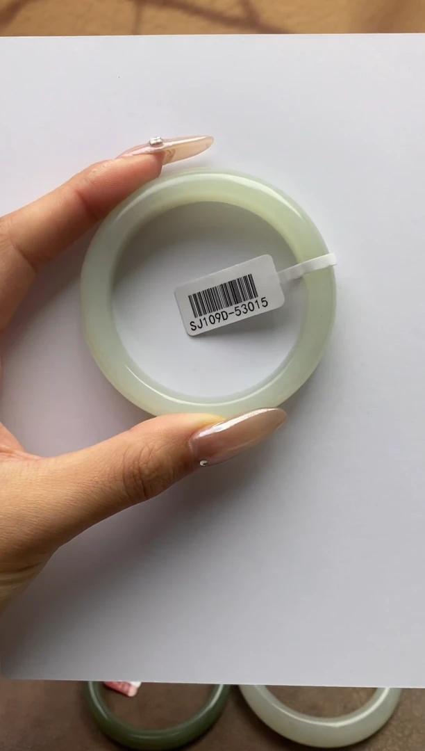 未镶嵌手镯和田玉55+