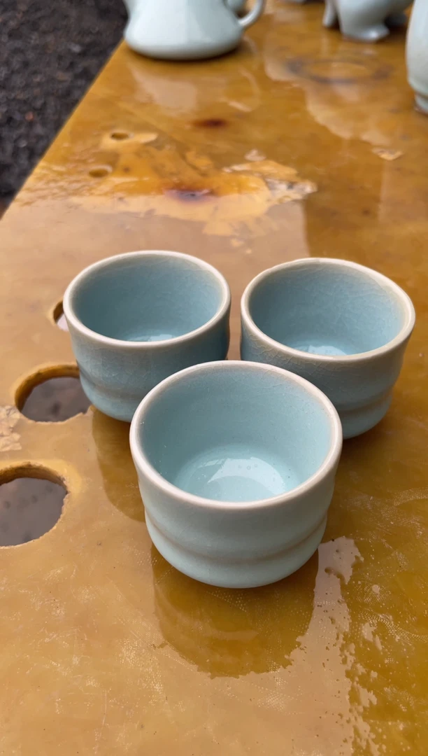 竹节杯3只 天青 微瑕 朱家汝窑款