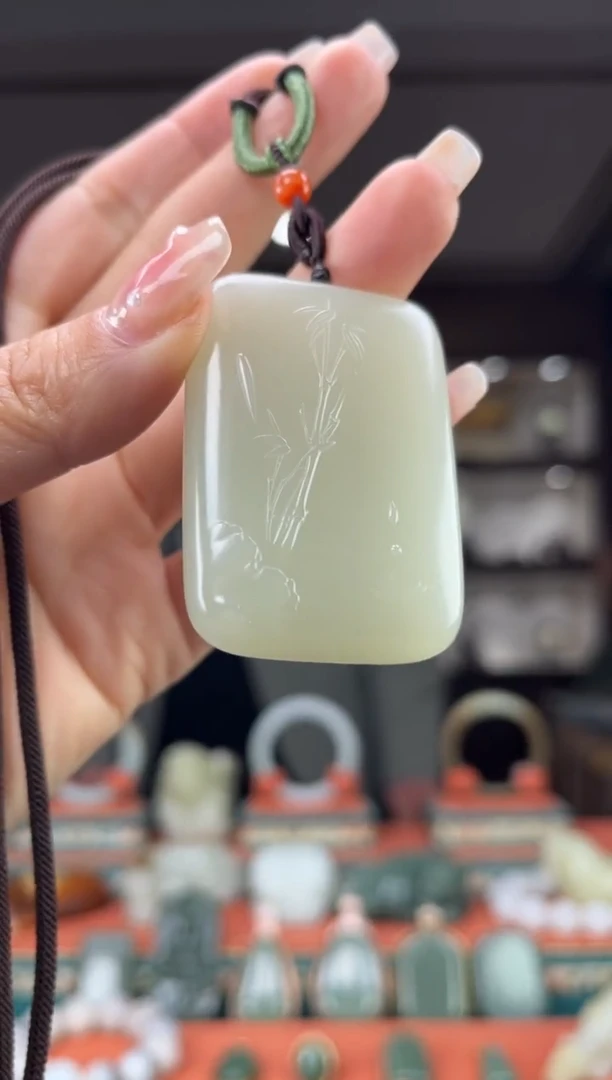 【闪购商品】和田玉颈饰未镶嵌佩佩