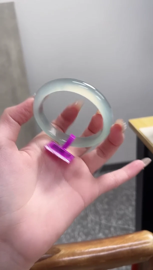 【闪购商品】玛瑙/玉髓手镯未镶嵌55圈 需要包容