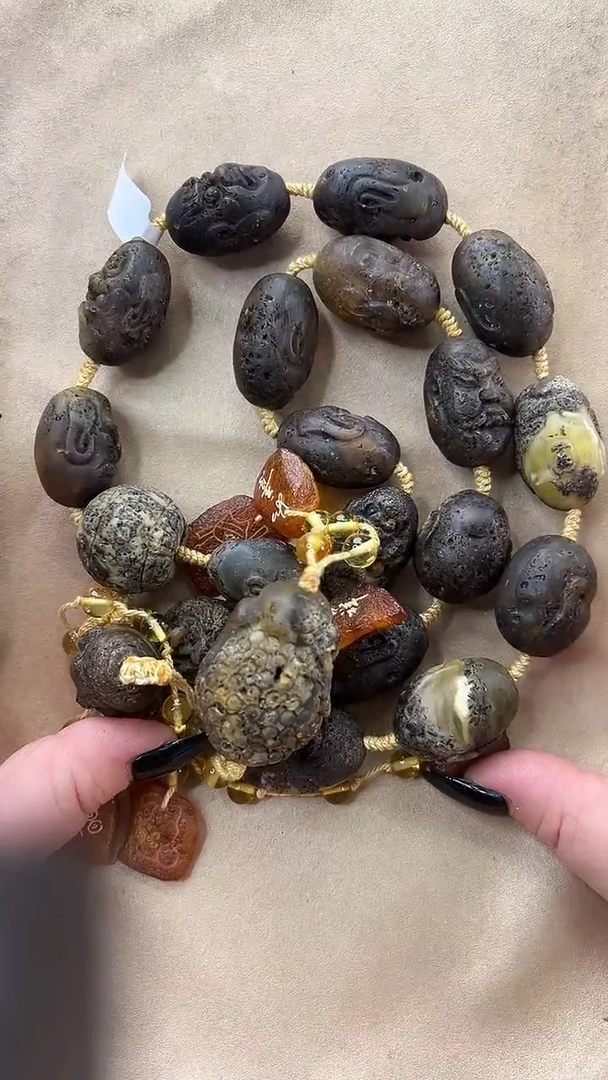 琥珀颈饰未镶嵌项链