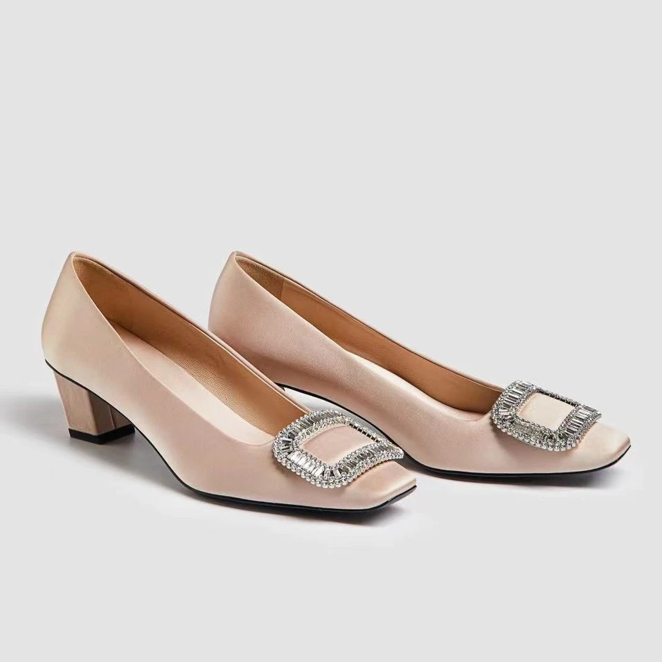 【方钻中跟】春季百搭气质时装方根高跟鞋方扣方头通用时尚粗跟