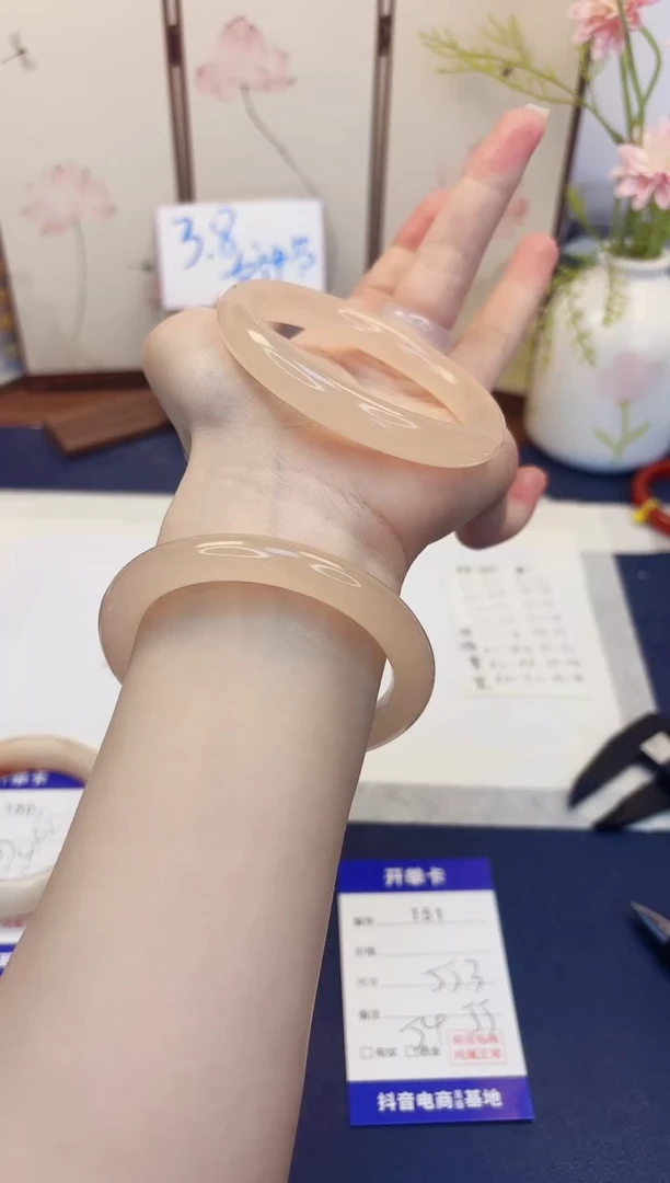 【闪购商品】石英质玉手镯未镶嵌151-美人条藕粉-圈口55