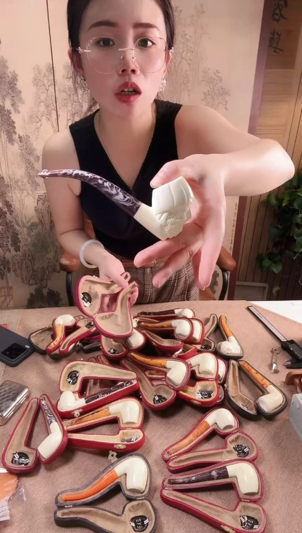 S***y海泡石人物雕刻