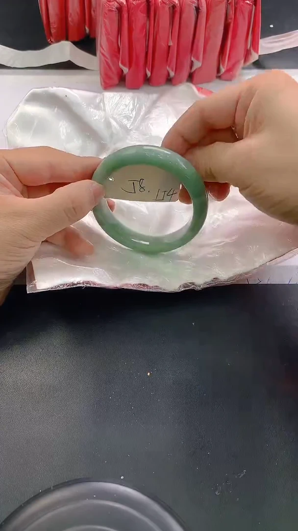 未镶嵌手镯翡翠154