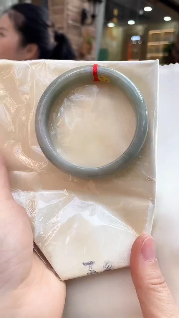 未镶嵌手镯翡翠57，下30