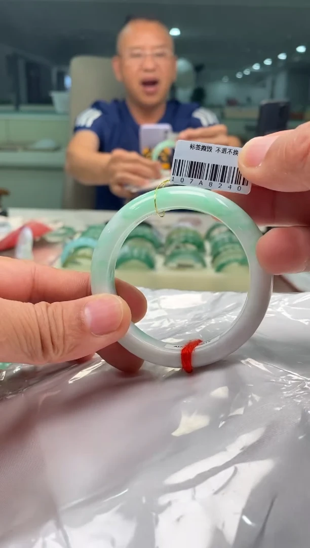 未镶嵌手镯翡翠三哥专属链接圈口53 编码8240 多样性发其一