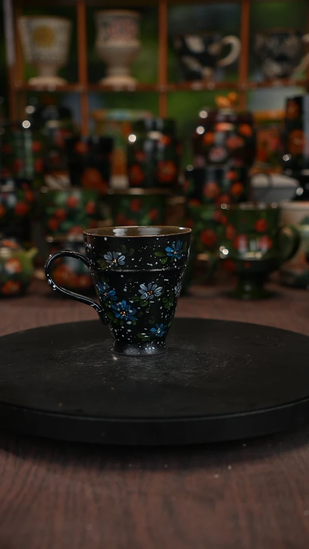 油画    手绘釉下彩杯子