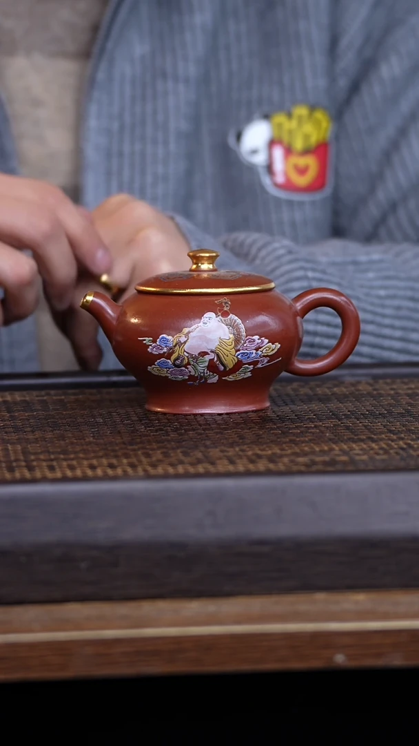 【闪购商品】紫砂茶壶4568793214564