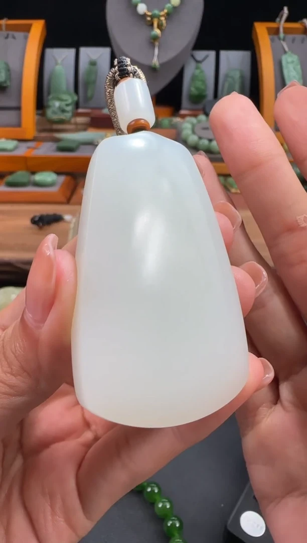 颈饰未镶嵌和田玉F****n1