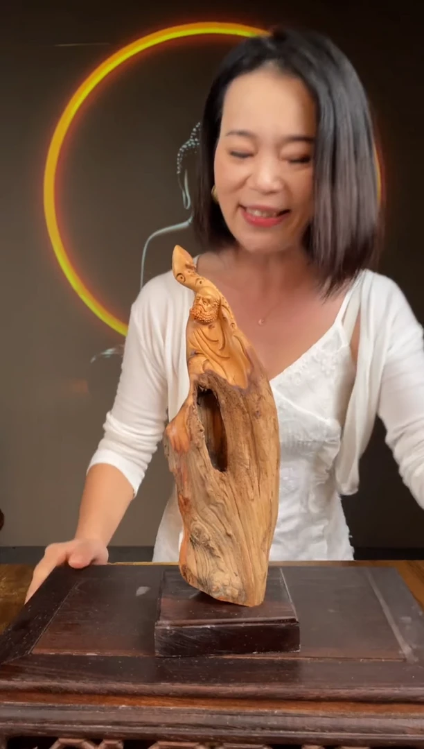 柏木（崖柏）手工摆件,先抢先得! 编号:42