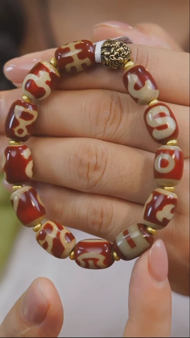 【闪购商品】玛瑙/玉髓手串未镶嵌多样性发其一