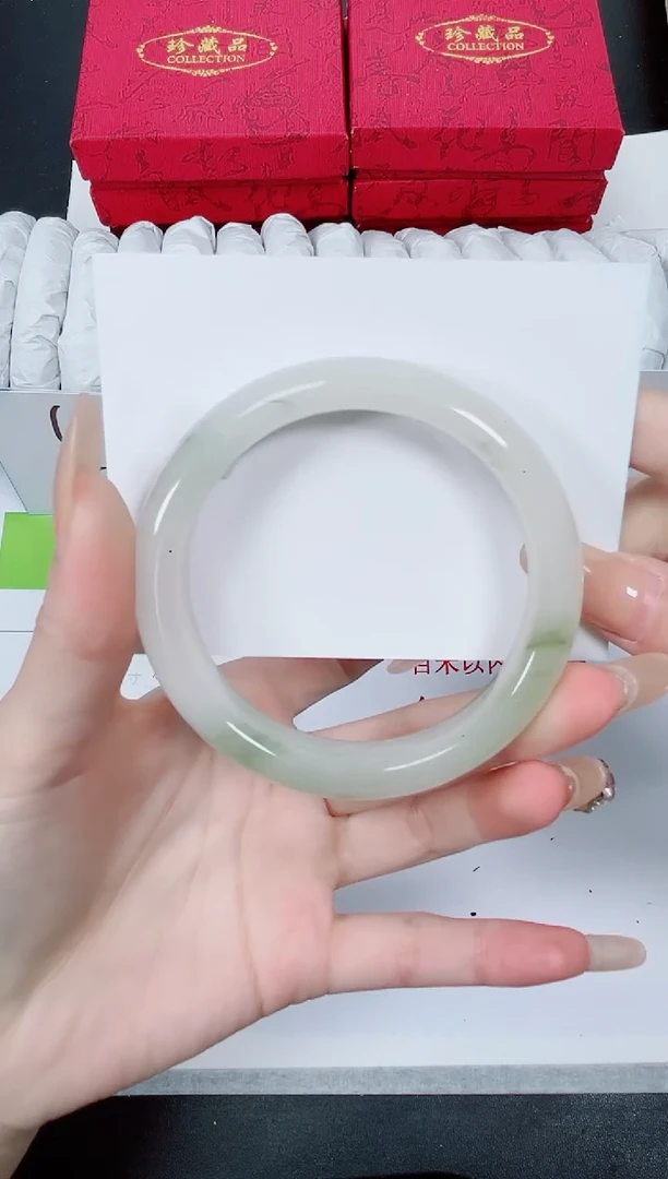 【闪购商品】石英质玉手镯未镶嵌K239-58