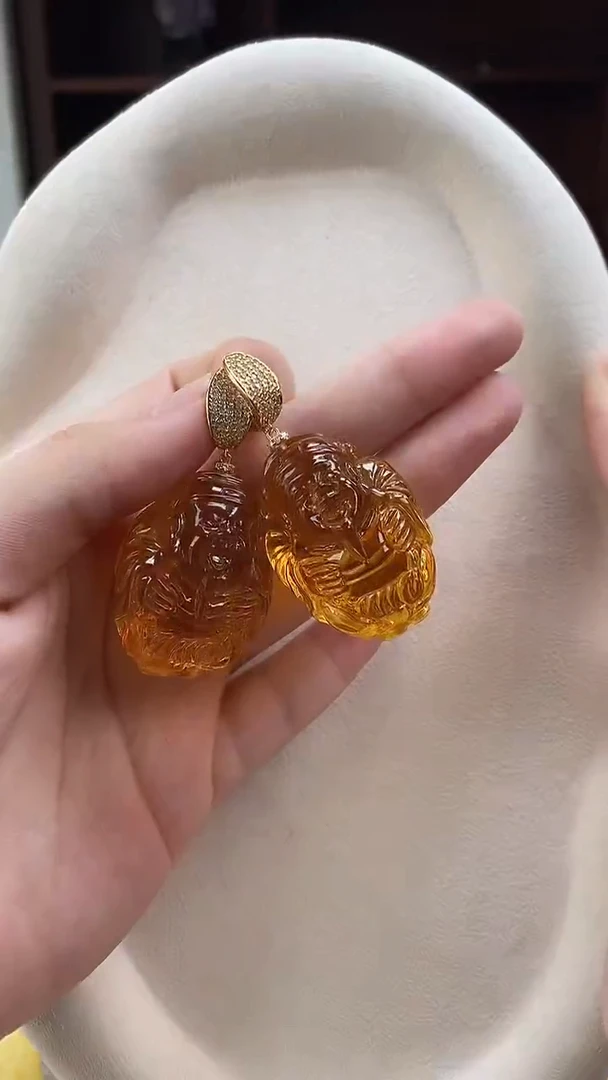 琥珀颈饰未镶嵌耳环