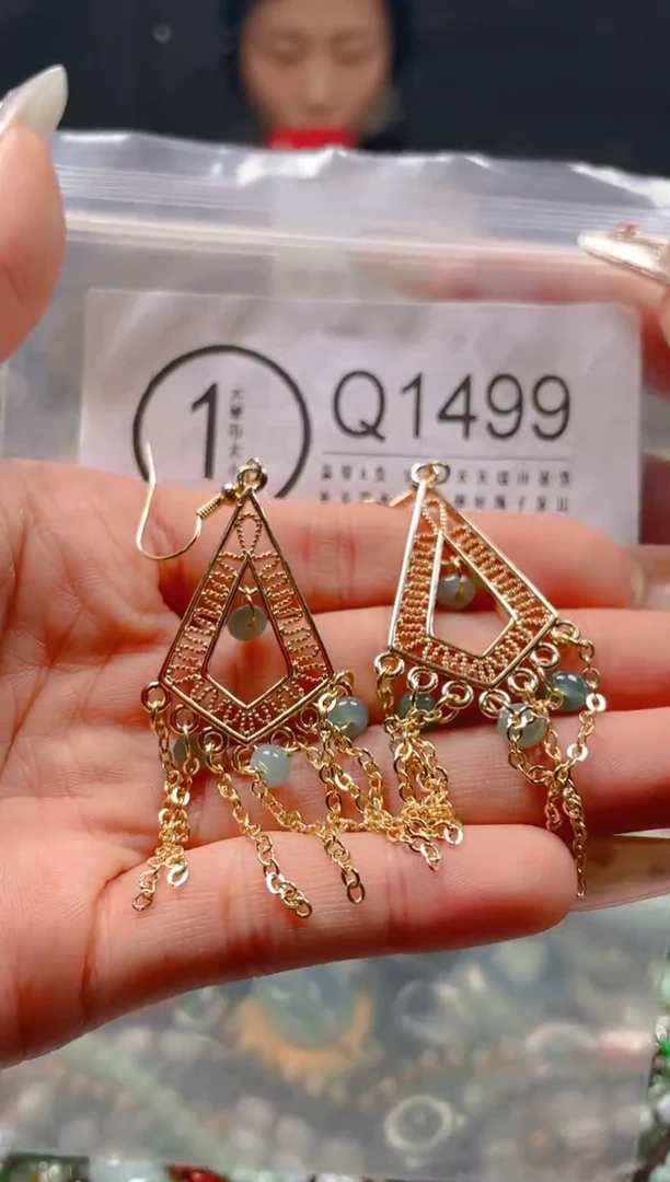 【闪购商品】翡翠颈饰未镶嵌/Q/翡翠A货一图一物