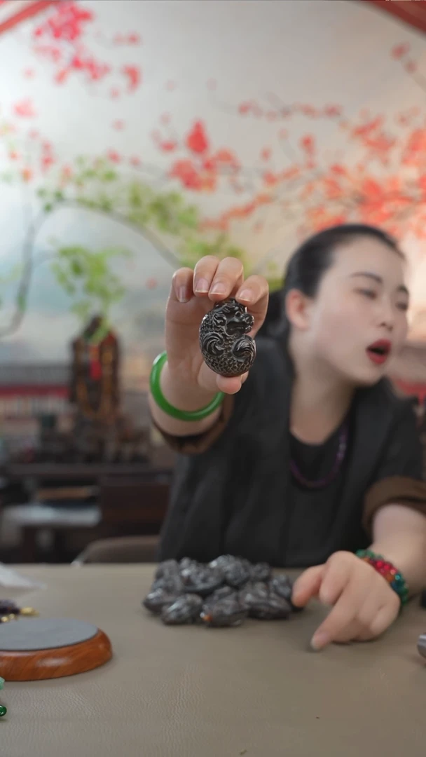 圣吉10号鱼化龙手把件
