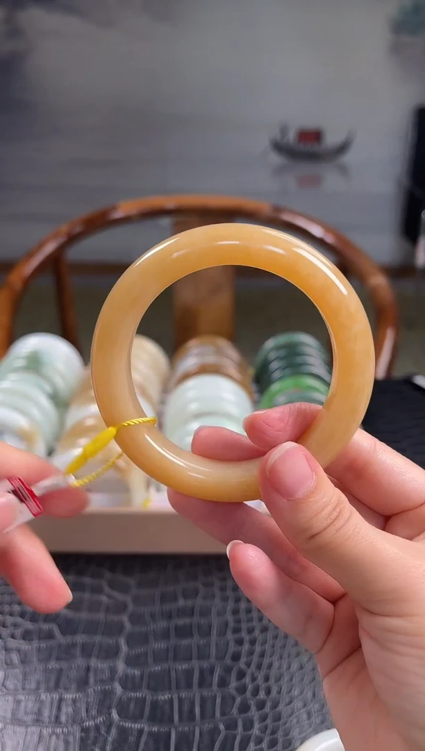 未镶嵌手镯和田玉58圈口0856