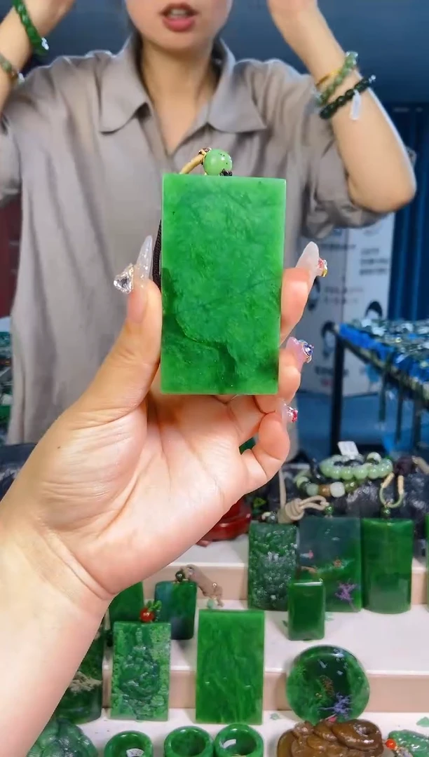 和田玉未镶嵌挂件1