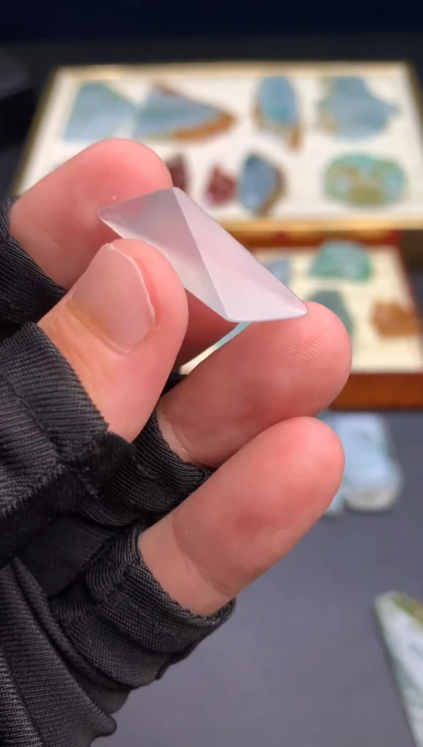 定制翡翠未镶嵌天然翡翠裸石