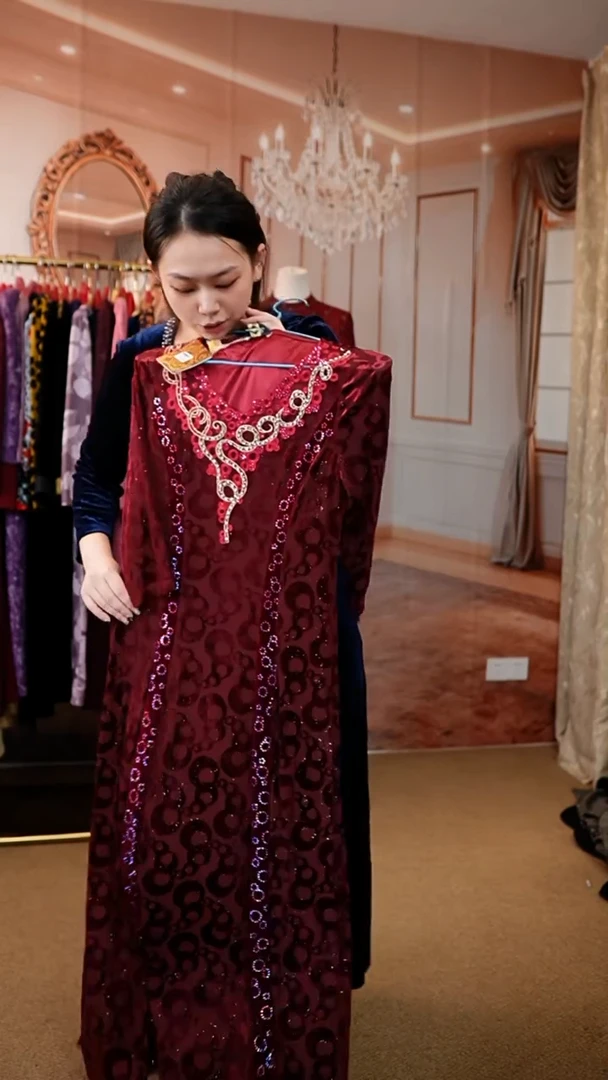 挂脖款好看的连衣裙 33