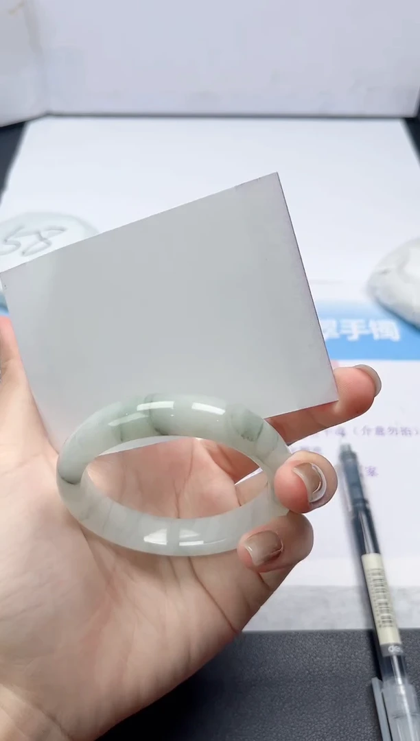 未镶嵌手镯石英质玉26-54