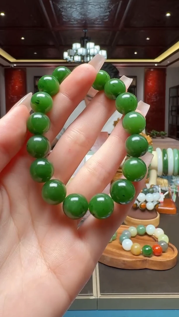 未镶嵌和田玉挂件 by12