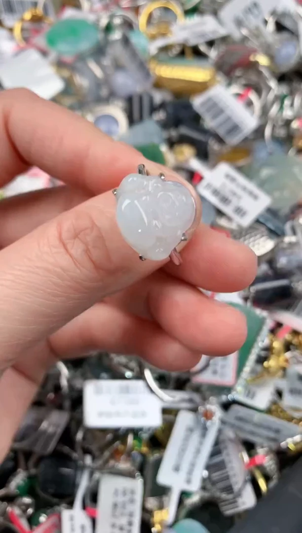 银S925镶嵌戒指翡翠333        4