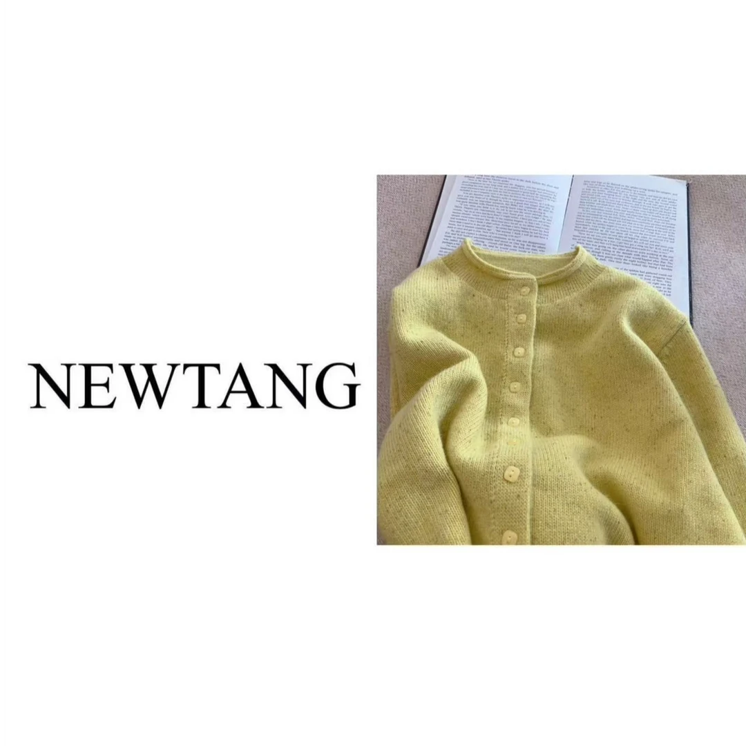 【冬日暖阳】1185(含羊毛)百搭上衣亮丝线圆领宽松显瘦毛衣 黄