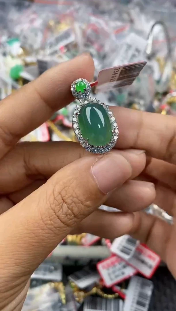 银S925镶嵌戒指翡翠444              7