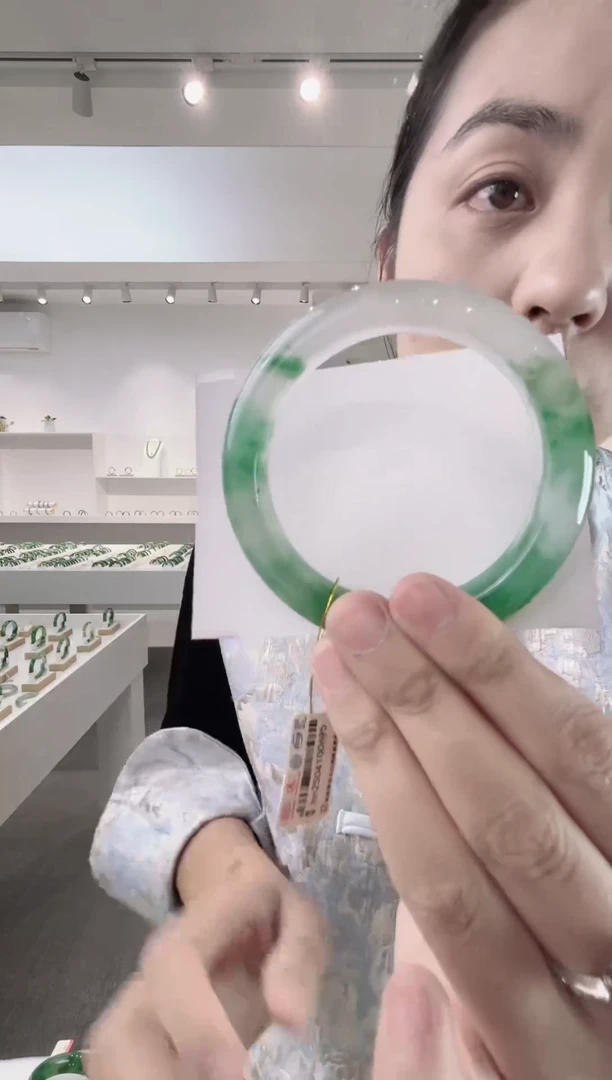 未镶嵌手镯石英质玉129