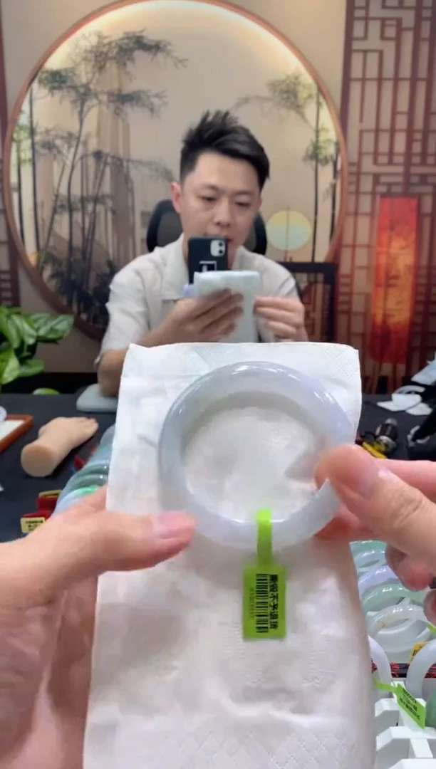 未镶嵌手镯翡翠000058255