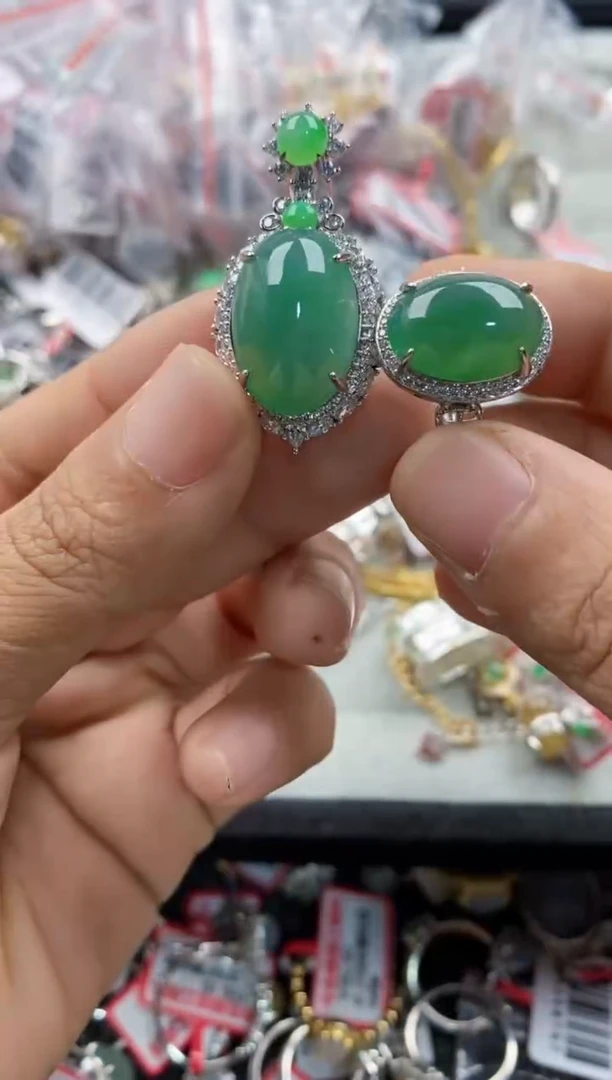 银S925镶嵌戒指翡翠333             2