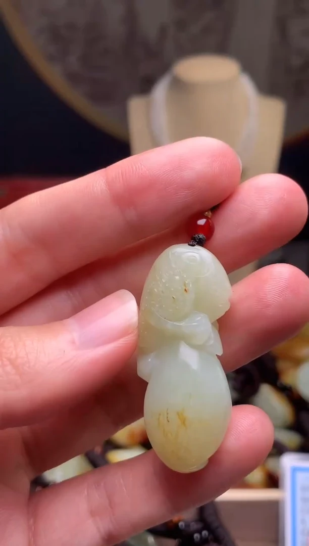 颈饰未镶嵌和田玉新疆料青海料清水和田玉吊坠