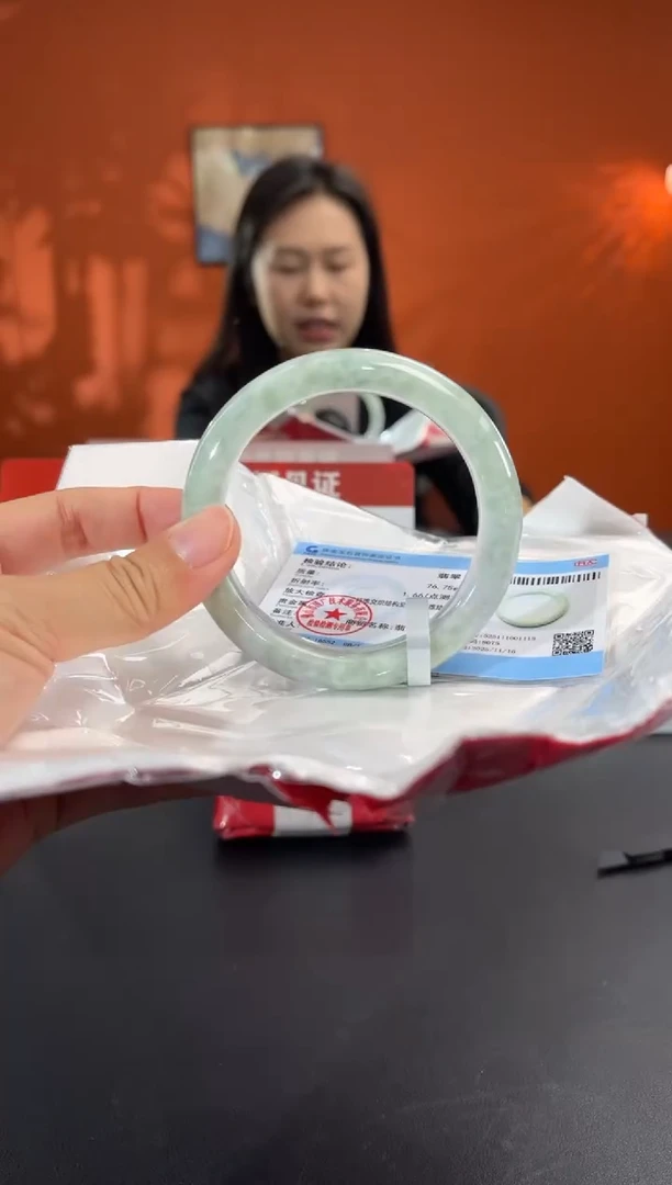 未镶嵌手镯翡翠2