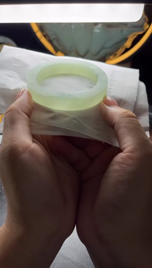 未镶嵌贵妃定制翡翠贵妃
