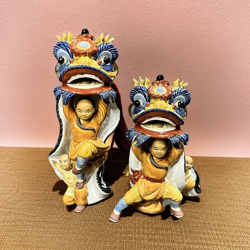 《佛山舞狮少年黄飞鸿大号》石湾手工陶瓷创意狮子送礼工艺品高32cm