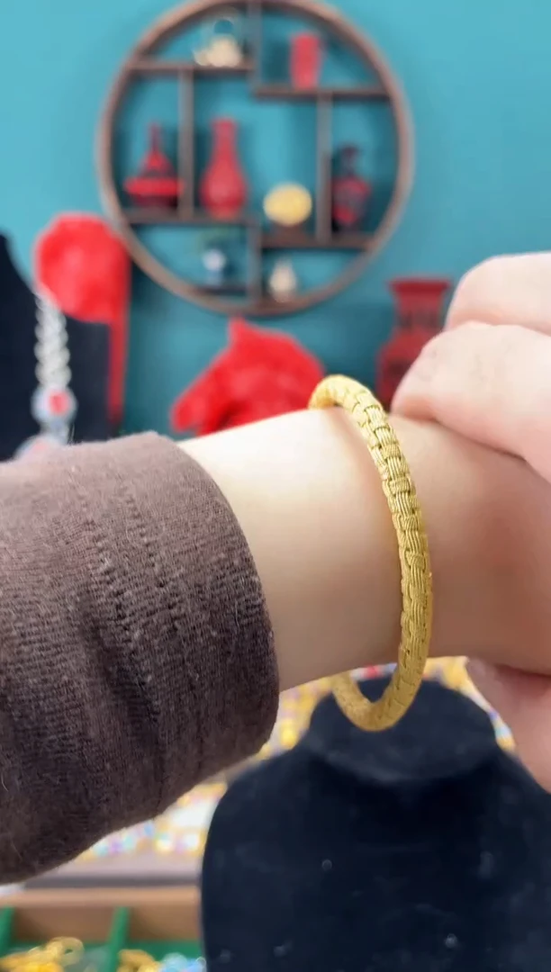 非遗手工花丝镶嵌镯子