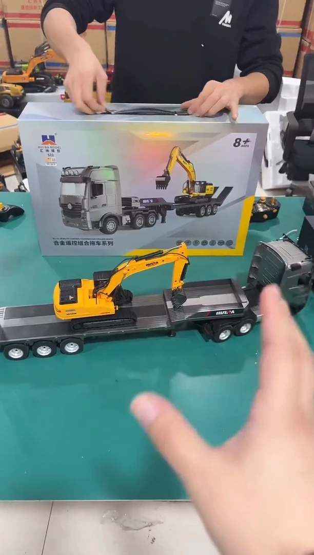 全新未拆封汇纳522半挂+模型