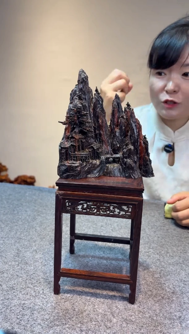 交趾黄檀（大红酸枝）大红酸枝