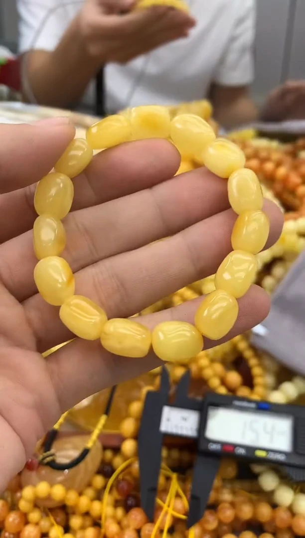 裸石蜜蜡未镶嵌手串