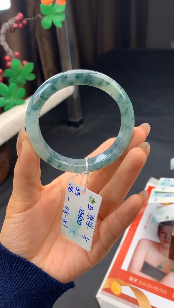 未镶嵌手镯翡翠翡翠自带#送人#，假一赔三