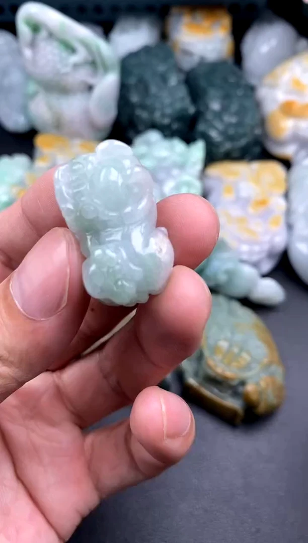 吊坠(不含链)未镶嵌翡翠1
